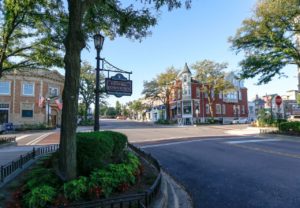 Hinsdale, IL